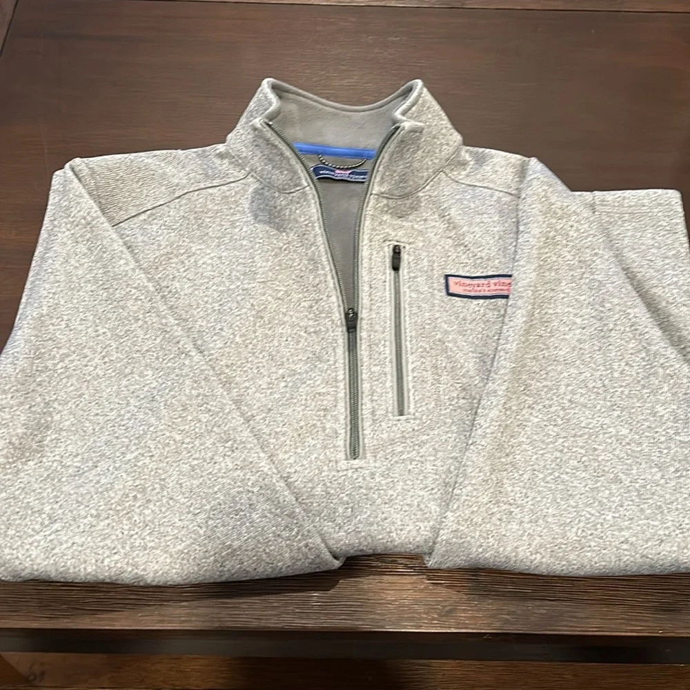 Vineyard Vines Fleece front 1/4 zip pullover Medium - Picture 2 of 3